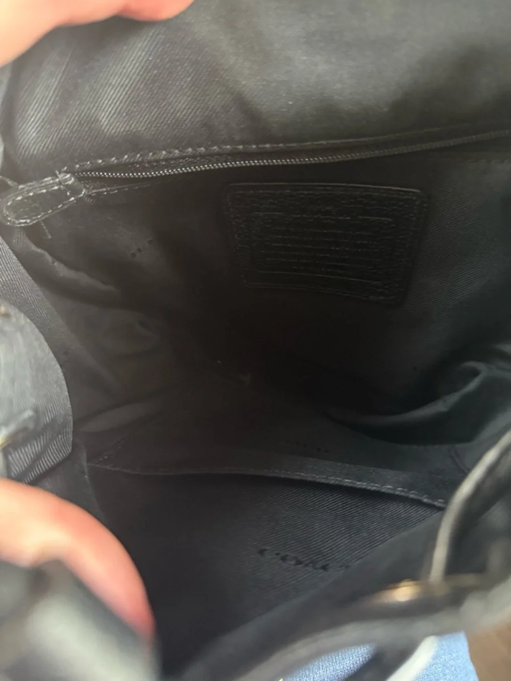 💛 Coach Mini 🖤 Classic Retro Black Leather Drawstring Backpack - Picture 5 of 6